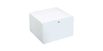 Unbedruckte PVC-Karten mit vorgestanztem Loch im Querformat